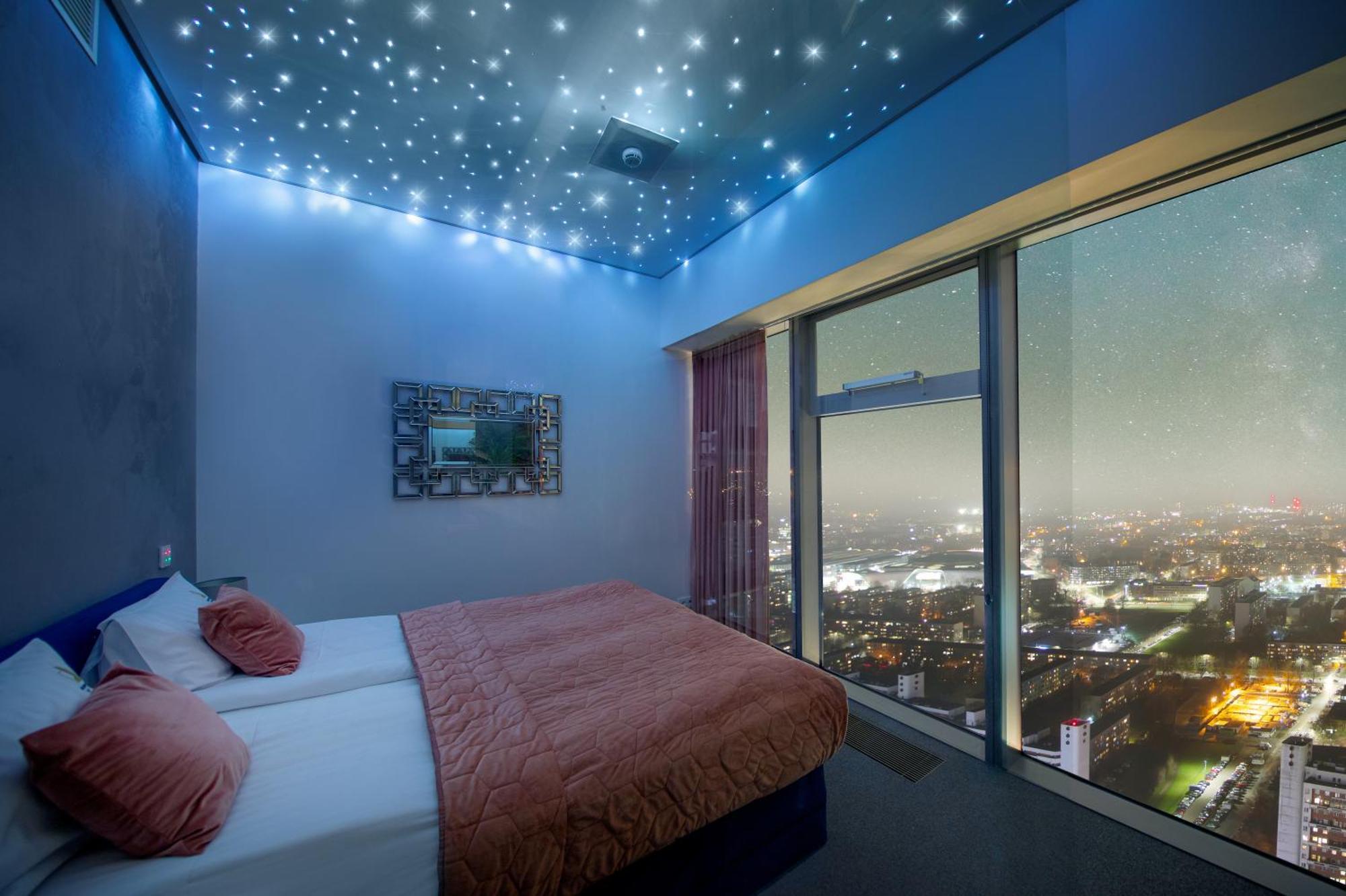 Apartment W Sky Tower